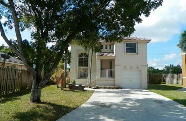 6767 Saltaire Ter - 6767 Saltaire Terrace, Margate, FL 33063