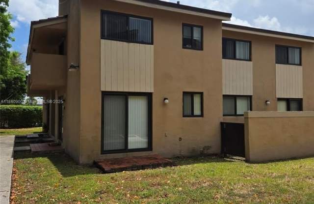 15415 SW 80th St photos photos
