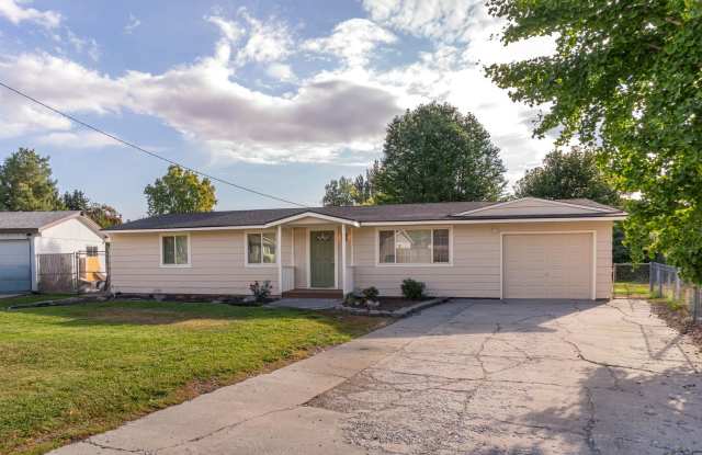 Charming 3-bedroom, 2-bathroom home photos photos Charming 3-bedroom, 2-bathroom home photos photos