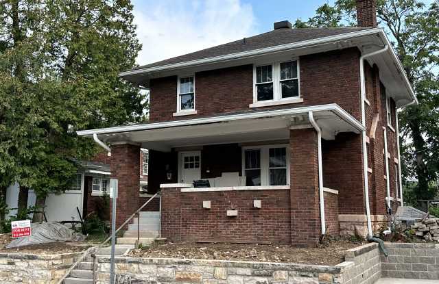 714 E 9th St photos photos