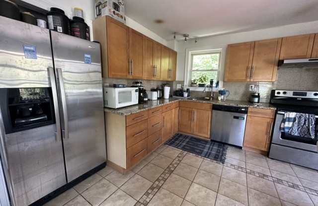 15 Holton St. photos photos