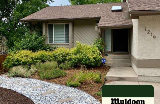 Spacious Inside and Out! 5 bed 3 bath Home in 80907! photos photos