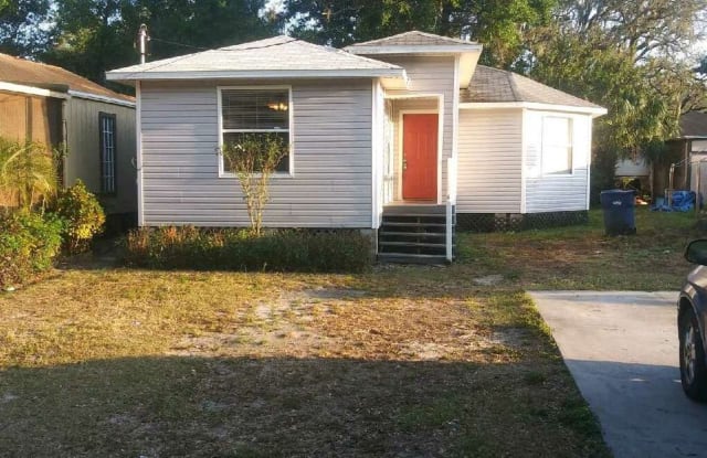 2603 E Cayuga - 2603 East Cayuga Street, Tampa, FL 33610