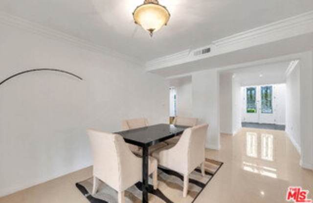 5890 Fairhaven Avenue Gallery 3