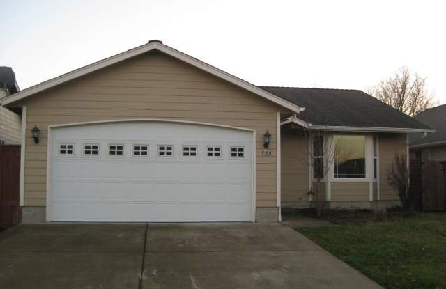 Beautiful 3 Bedroom 2 Bath Home in NE Albany photos photos