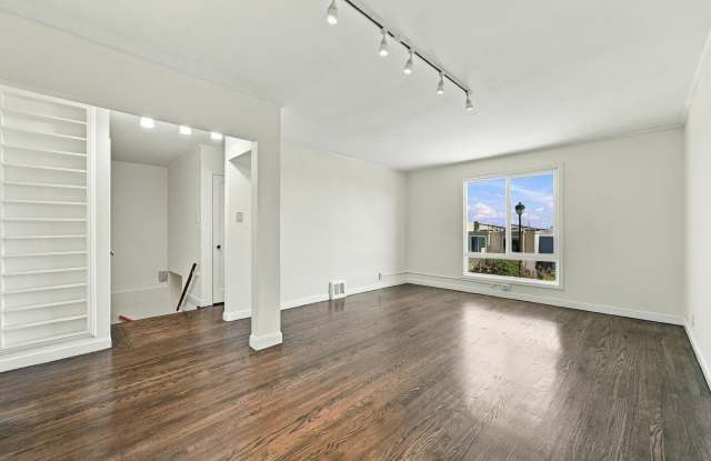 386 Franconia Street Gallery 3