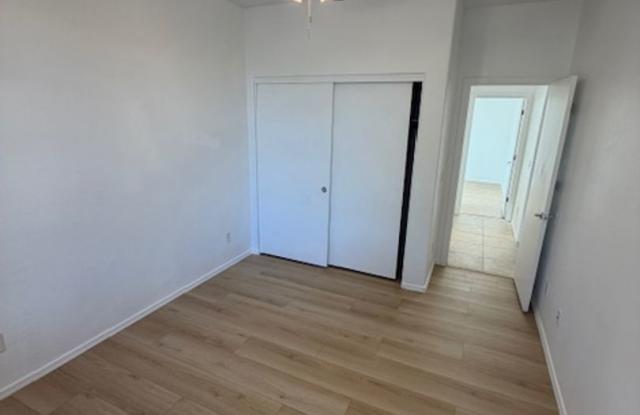 MOVE IN SPECIAL! Charming 3 Bed, 2 Bath in Surprise photos photos