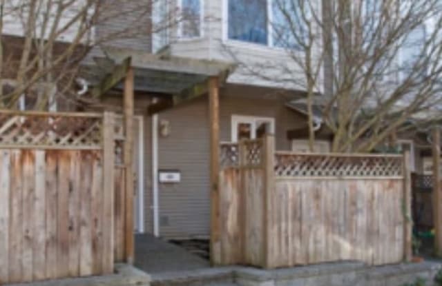 7320 Linden Ave N - 7320 Linden Avenue North, Seattle, WA 98103