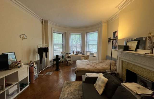 1069 Beacon St. photos photos