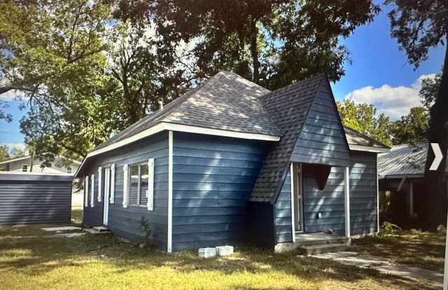 2 Bedroom 1.5 Bath Home for Rent Gallery 1