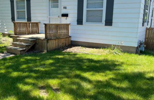 2 Bedroom 1 Bath House for Rent! photos photos