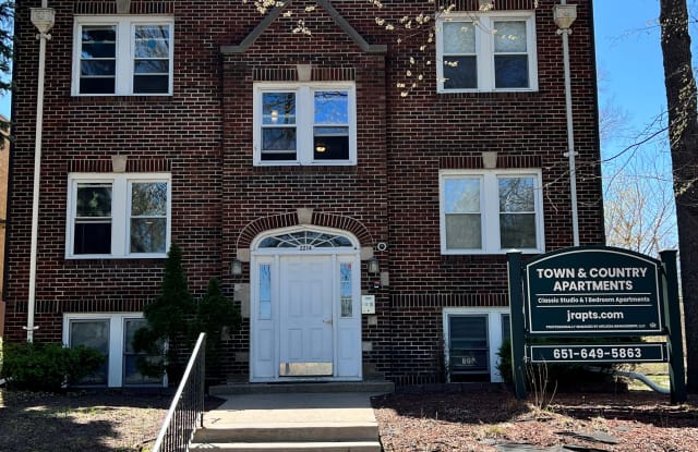 Town & Country Apartments photos photos