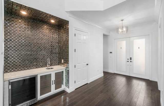 9747 Vitrail Ln Gallery 2