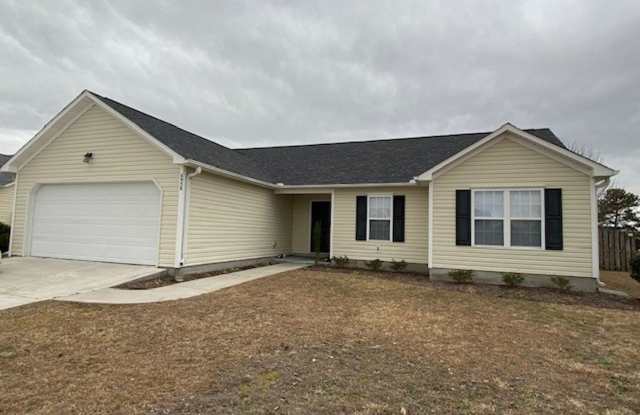 Welcome to this beautiful 4 bedroom, 2 bathroom home located in the desirable area of Wilmington, NC. photos photos