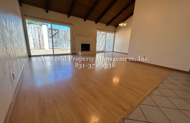 Charming 2-Bed 1-Bath Home on Cul-de-Sac Gallery 3