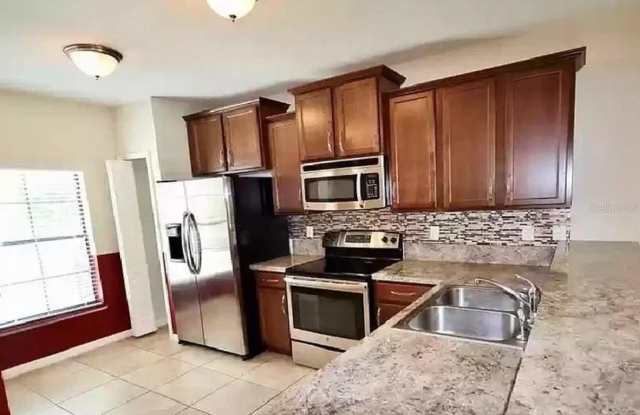 5441 WINDSOR LAKE Circle Gallery 2