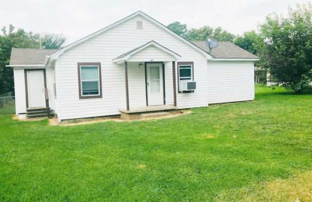 Charming 2bd 1ba Close to the Downtown Durant photos photos