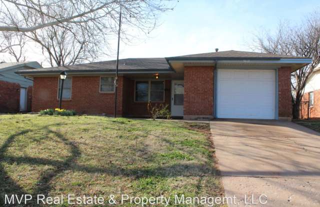3012 SE 22nd Circle - 3012 Southeast 22nd Circle, Del City, OK 73115