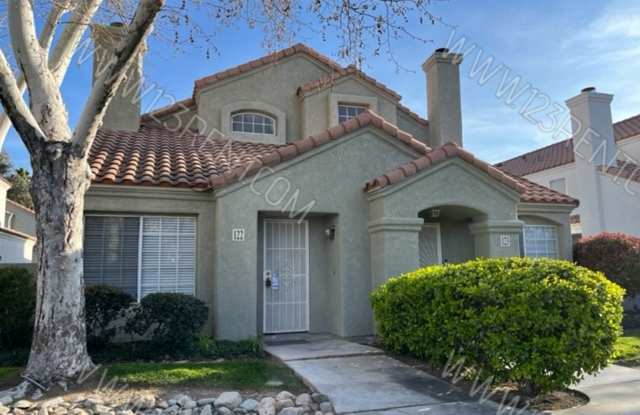 2BD/ 3BTH TOWNHOUSE EAST PALMDALE photos photos
