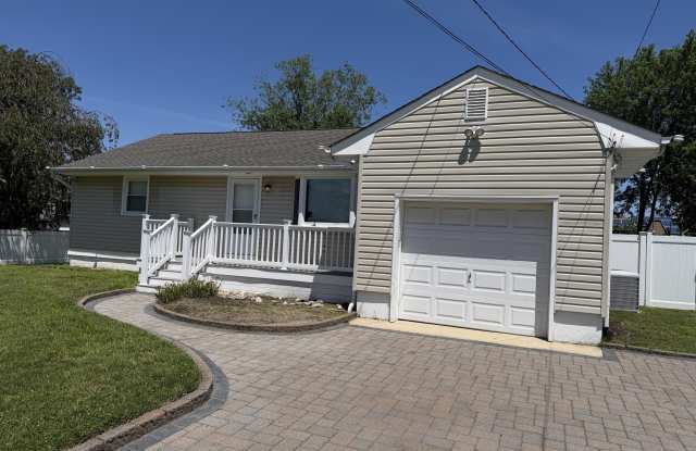 2305 Oak Tree Road photos photos