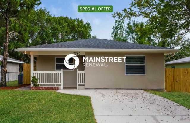 2540 25th Street photos photos