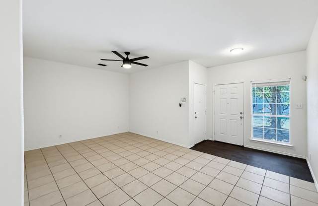 4121 Copano Bay Gallery 3