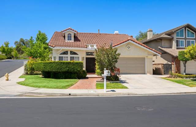 Beautiful Updated Corner Lot 3 Bed 3 Bath With Upstairs Loft photos photos