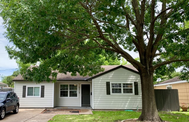 6618 Clemson St - 6618 Clemson Street, Houston, TX 77092
