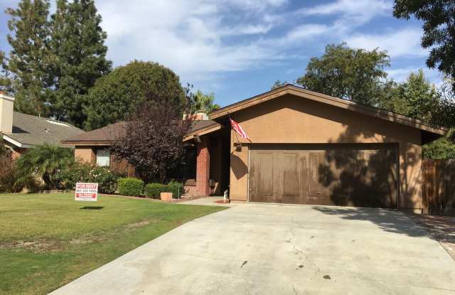 House - 8504 Sargent Way, Bakersfield, CA 93311
