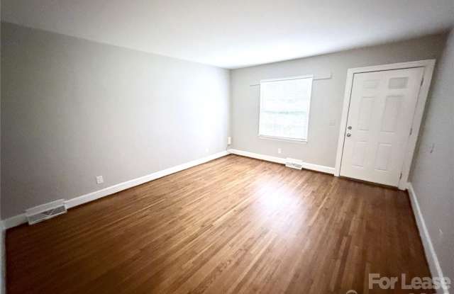 1724 Darbrook Drive Gallery 3