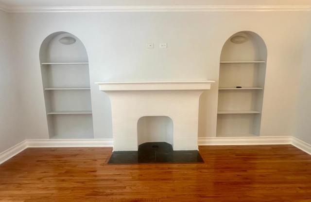 2310 Farwell Gallery 3