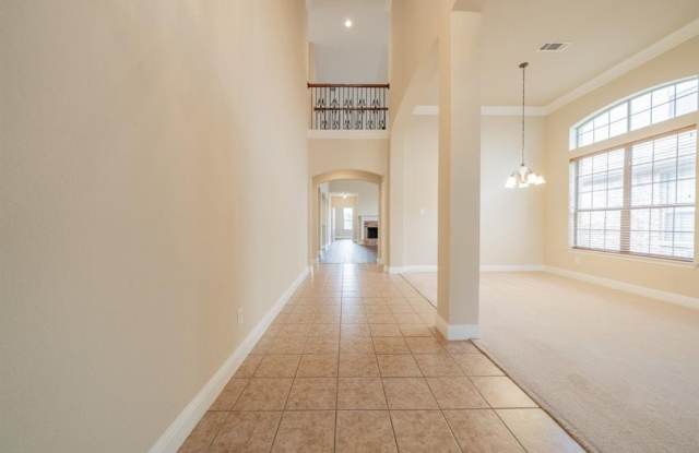 2557 Marina Drive Gallery 4