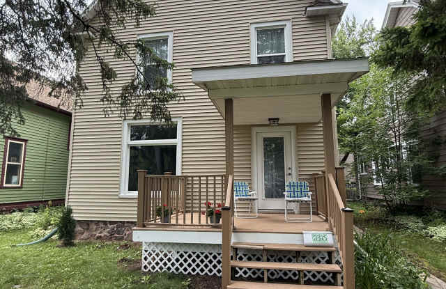2325 E 5th St photos photos