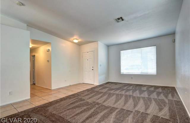 5232 SHASTA DAISY Street Gallery 4