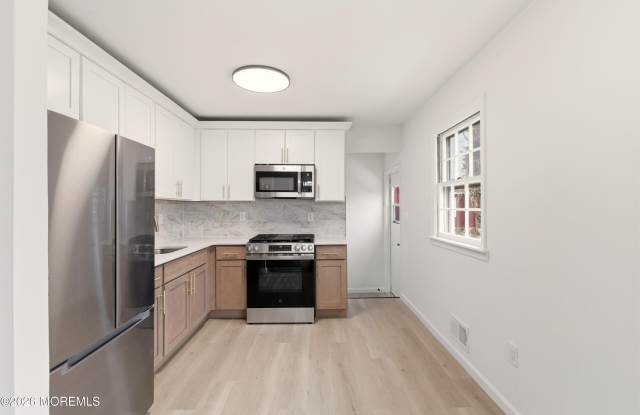 1041 Mulberry Place photos photos