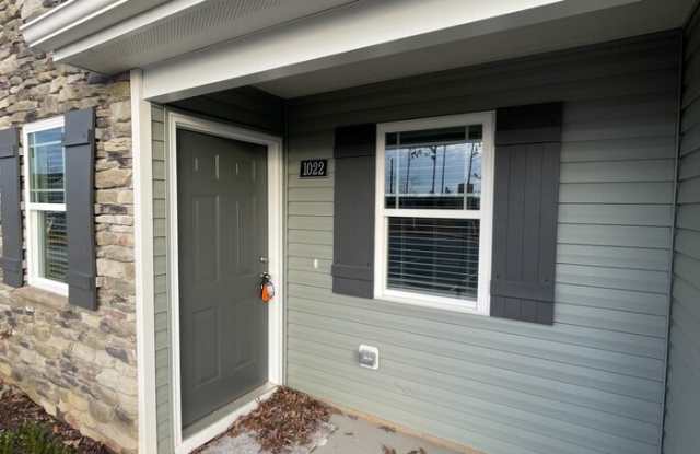 1022 Peony Lane photos photos