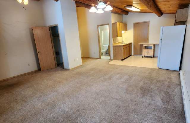 2521 OUTSIDE BLVD - 3317 photos photos