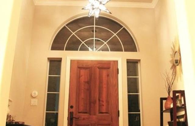 8105 Pecan Ridge Drive Gallery 2