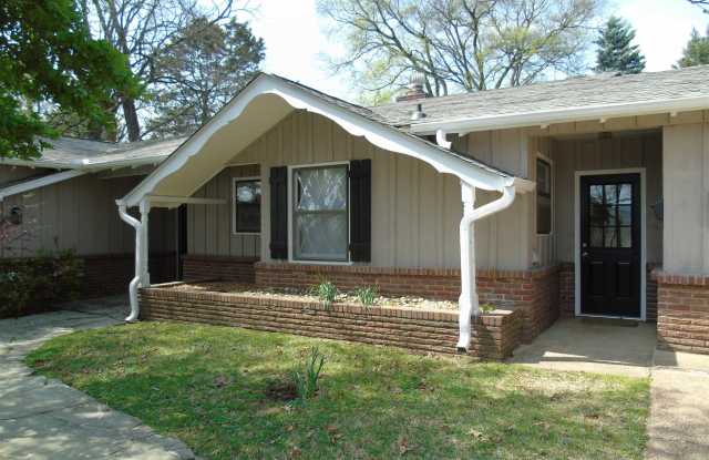 2504 Maysville Circle NE Gallery 2