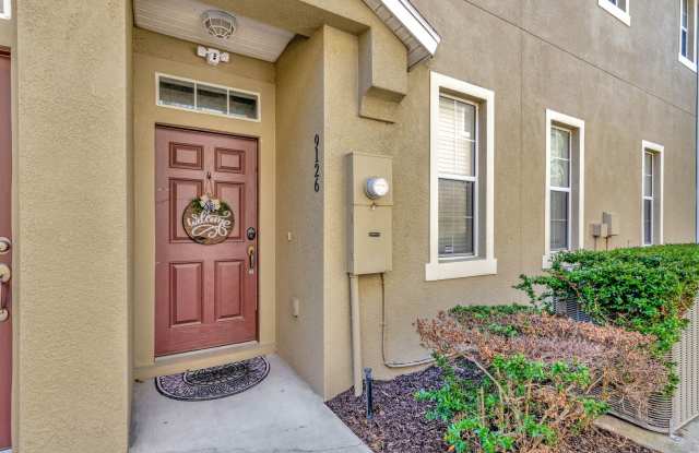 Great Townhouse in Gated Community Gallery 4