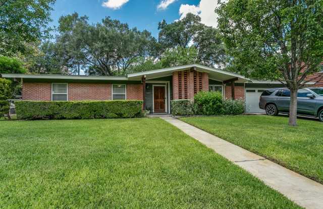 RENOVATED 3-BEDROOM IN NORTHWOOD photos photos