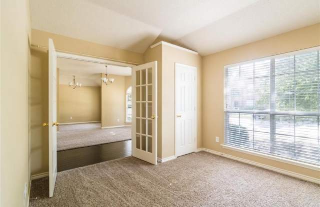 3912 Gardenia Lane Gallery 3