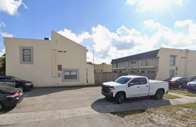 2444 NW 52 Ave photos photos