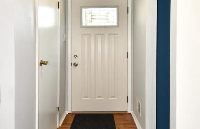 8335 WINDFALL Road Gallery 3