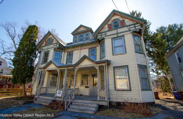 98 Main Street photos photos