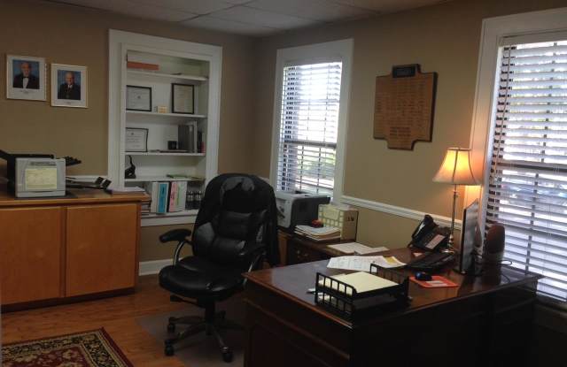 2007 apalachee parkway Gallery 4