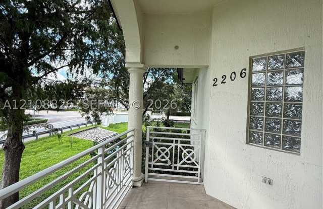 8852 NW 111th Ct Gallery 3