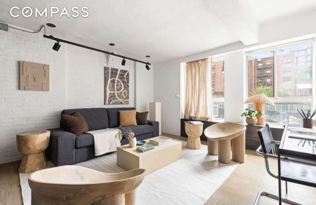 165 Perry Street photos photos