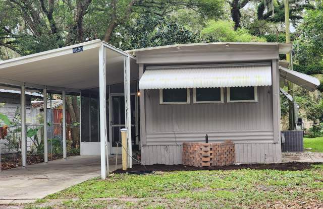4620 Plum St - 4620 Plum Street, Zephyrhills South, FL 33542