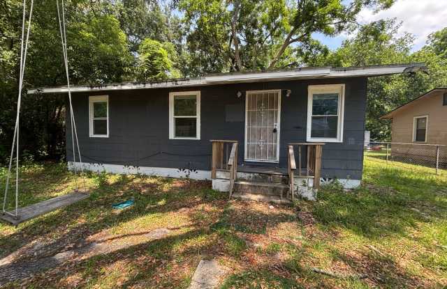Charming 3-Bedroom Home in Jacksonville- Ask about our reduced Security Deposit at Move-in! Lowest app fees on market photos photos